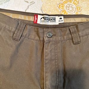 Mountain Khaki Mens Pants